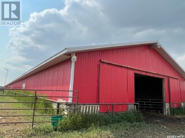 Lamb Farm, Auvergne Rm No. 76, Saskatchewan  S0N 1Z0 - Photo 3 - SK940879