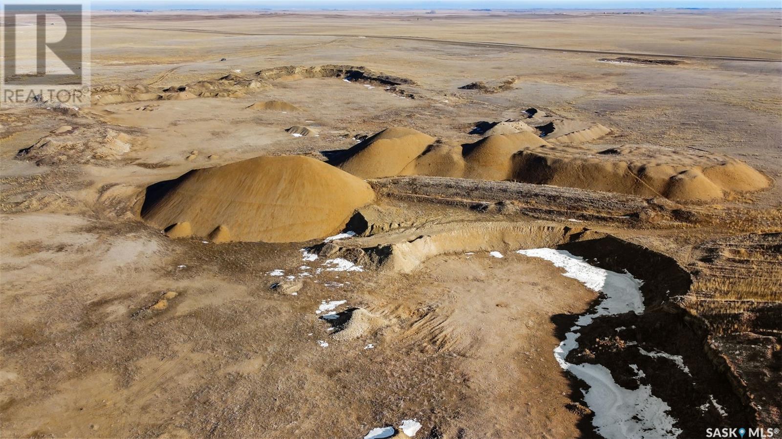 Pasture Land With Aggregates, Wheatlands Rm No. 163, Saskatchewan  S0H 3K0 - Photo 2 - SK958384